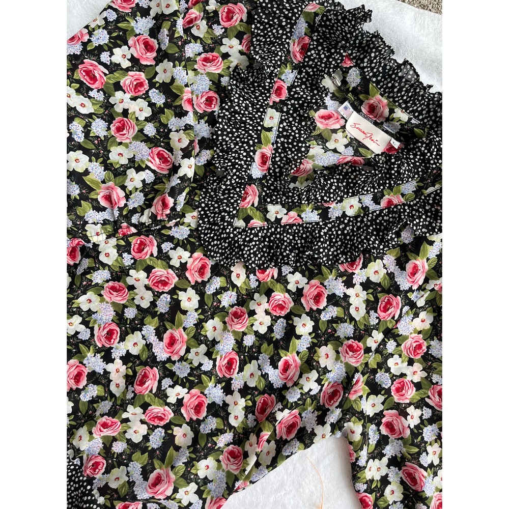 Susan Gail Floral Ruffle V Neck‎ Blouse Top Women's Size L Black Pink Roses USA